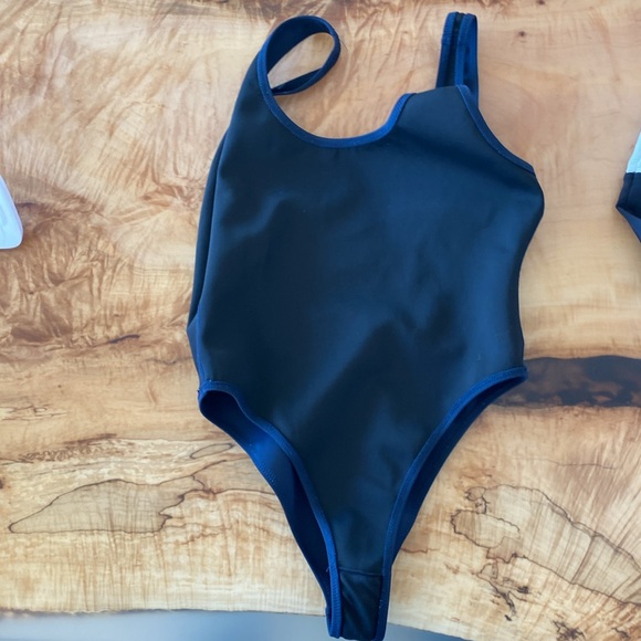 Navy Kendall and Kylie Swimsuit Sz XS - Picture 5 of 5